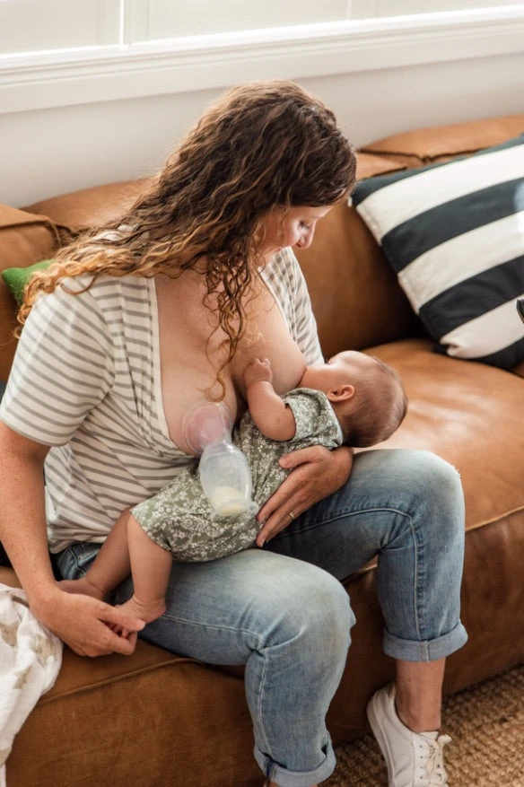 Haakaa Generation 2 Silicone Breast Pump With Suction Base 4 Haakaa Generation 2 Silicone Breast Pump With Suction Base - Image 2