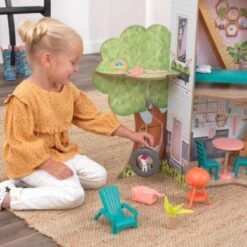 KidKraft Backyard Cookout Dollhouse 20187 -Baby Product Sale backyard 9 390x390 1