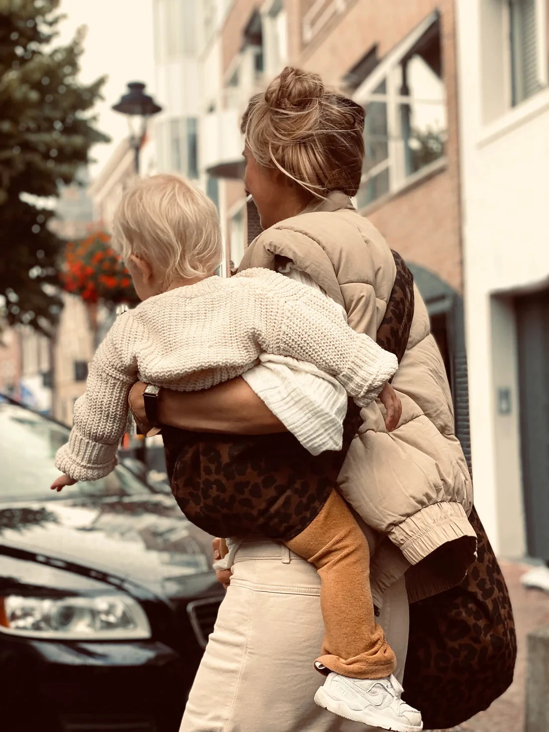 Toddler Carrier Leopard Print Brown 4 Toddler Carrier Leopard Print Brown - Image 2