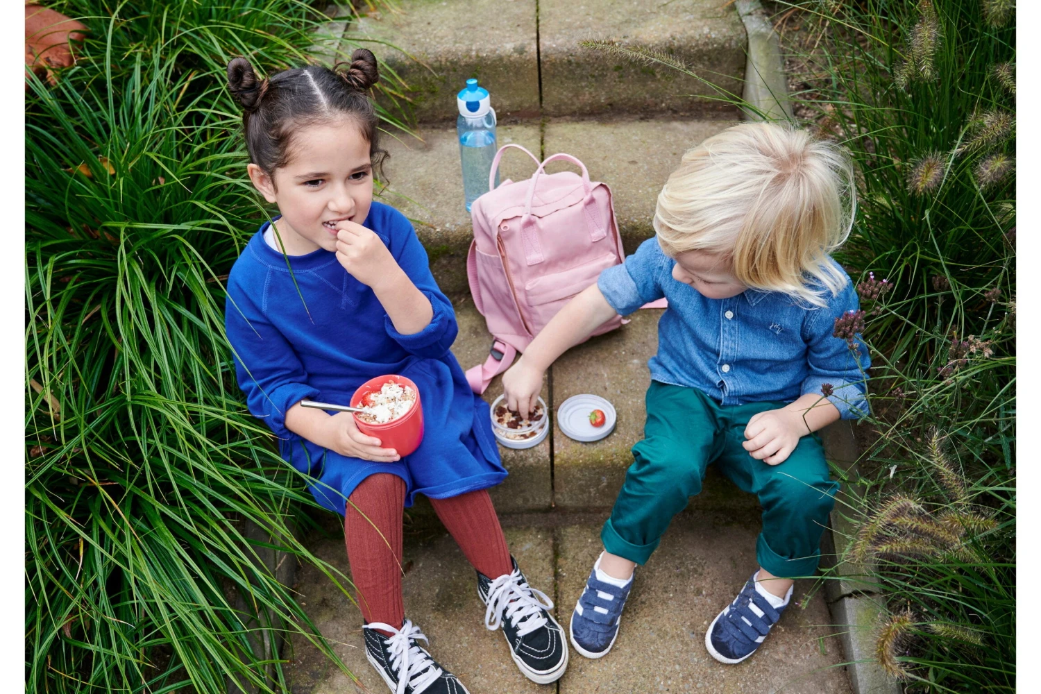 Mepal Lunch Pot Ellipse Mini - Nordic Black 5 Mepal Lunch Pot Ellipse Mini - Nordic Black - Image 3