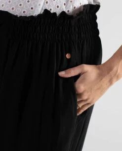 Cache Coeur Pregnancy Pants Sahel Black -Baby Product Sale pregnancy pants black shael 1200x 4c583d3b 04dd 4c6e 8060 105585f9e09c