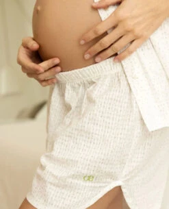 Cache Coeur Paulette Maternity And Nursing Pyjashort -Baby Product Sale pyjashort de grossesse et dallaitement paulette cache coeur 706 1200x 59c2bc56 a0d1 4482 a325 304053c789be